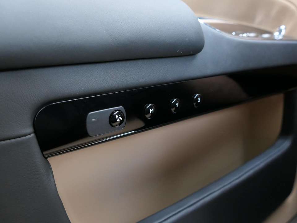 Rolls-Royce Ghost - Imagem 9