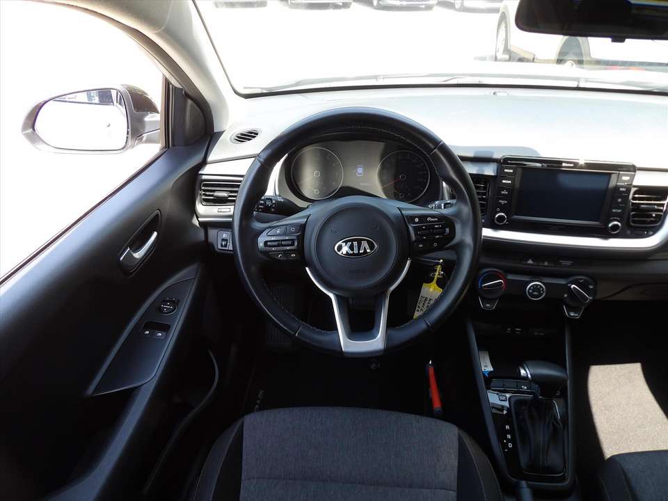 Kia Stonic - Imagem 12