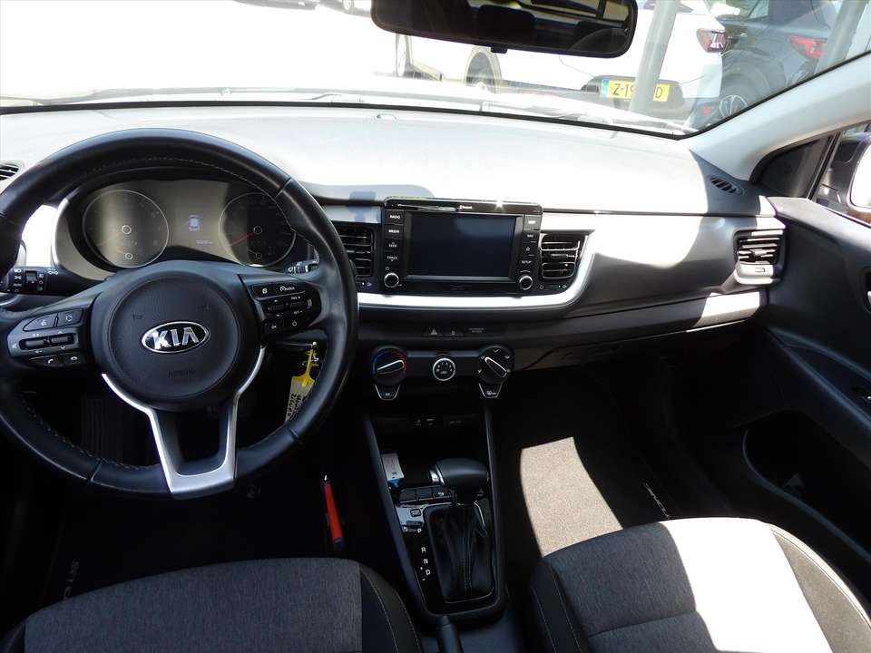 Kia Stonic - Imagem 13