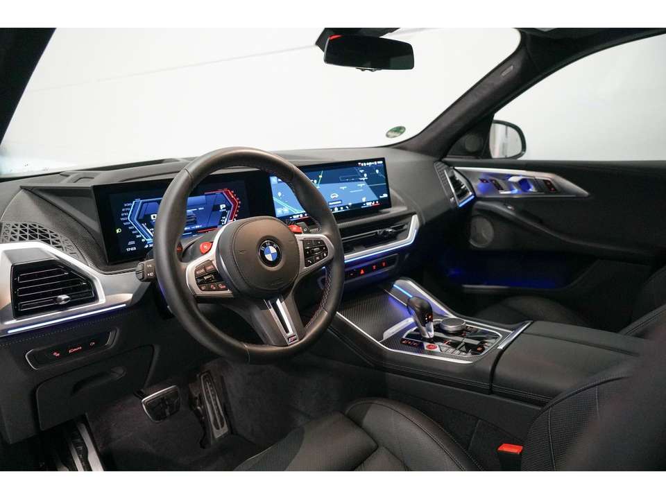 BMW XM - Imagem 2
