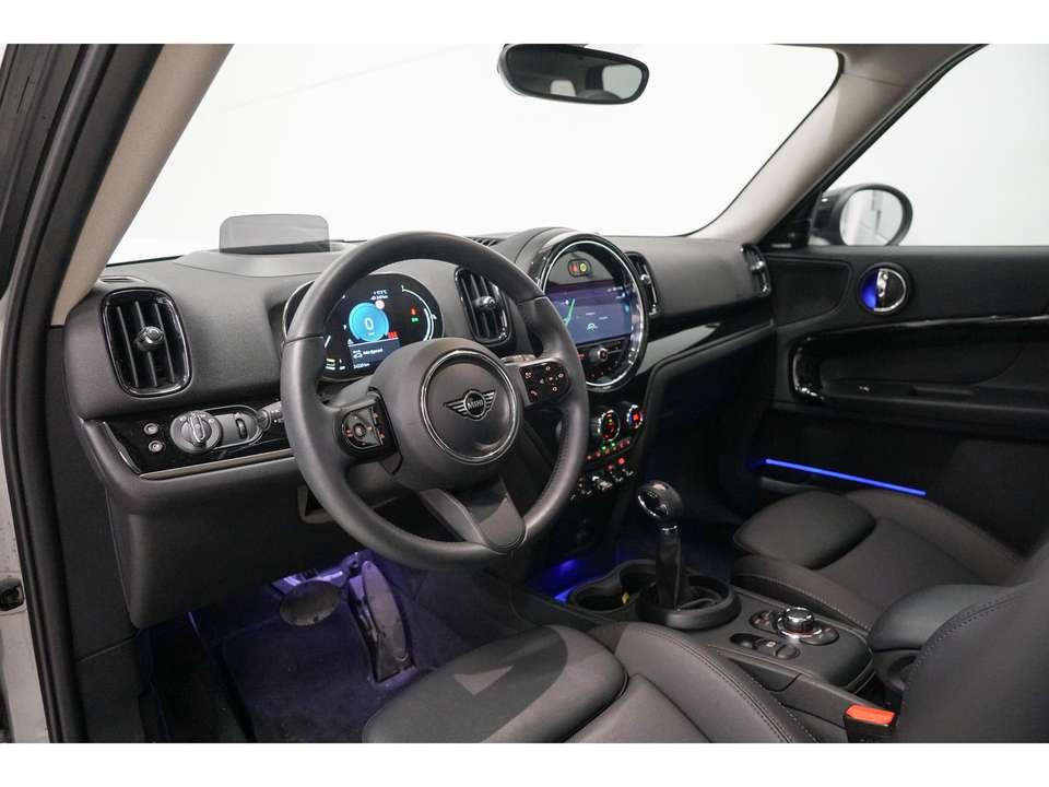 MINI Cooper SE Countryman - Imagem 2