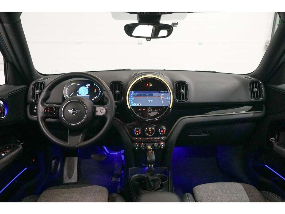 MINI Cooper SE Countryman - Imagem 9