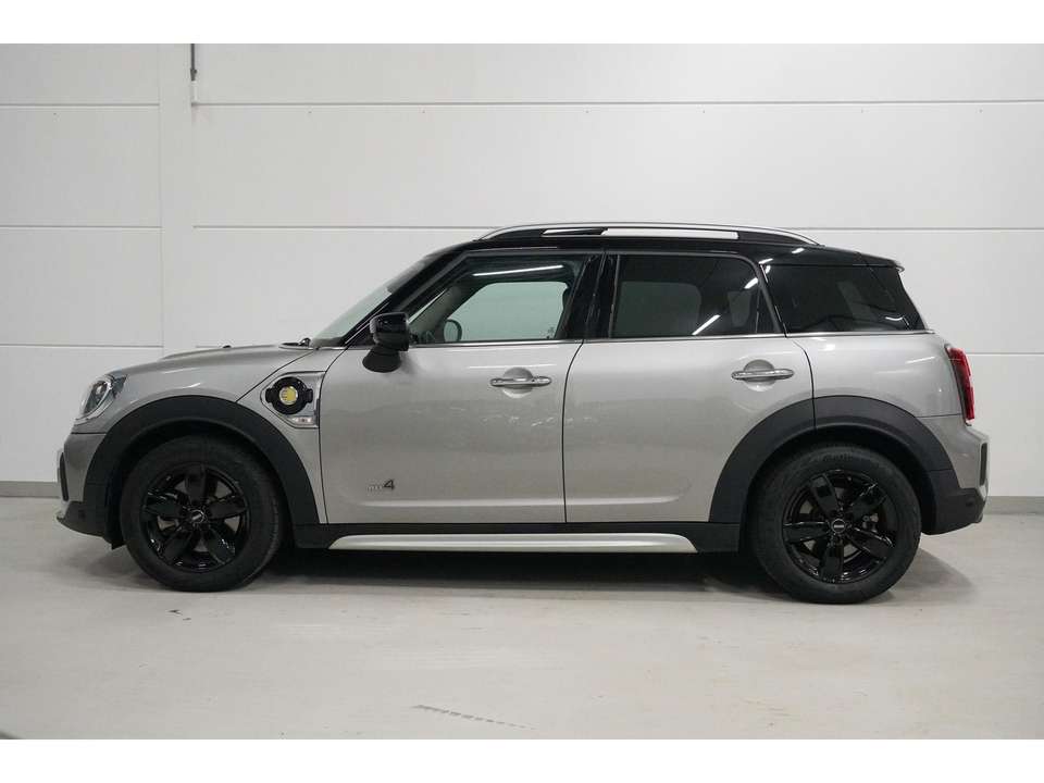 MINI Cooper SE Countryman - Imagem 4