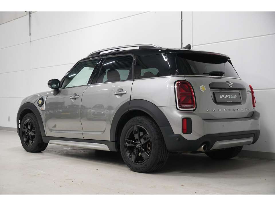 MINI Cooper SE Countryman - Imagem 6