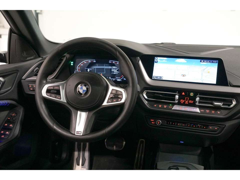 BMW 218 - Imagem 10