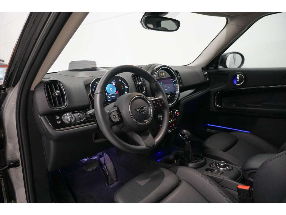 MINI Cooper SE Countryman - Imagem 8