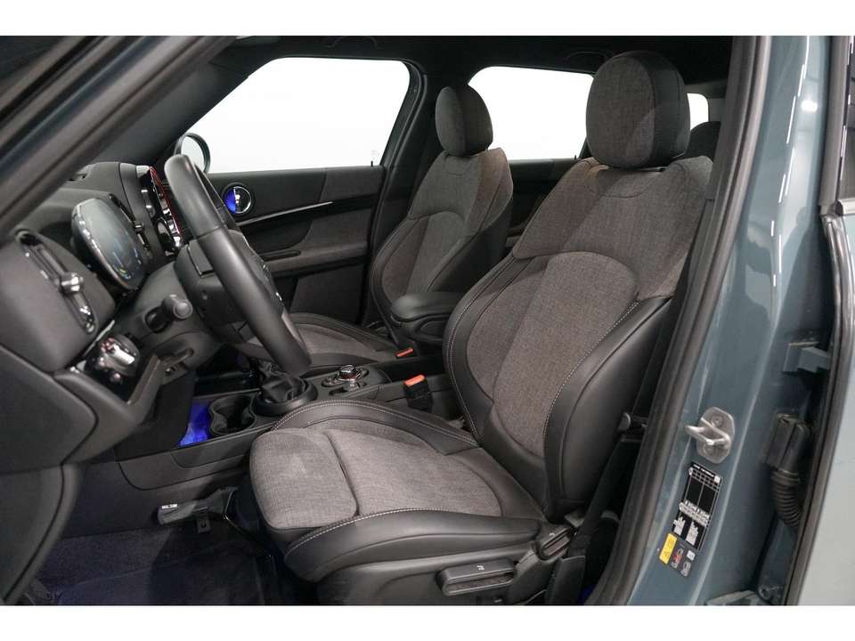 MINI Cooper SE Countryman - Imagem 13