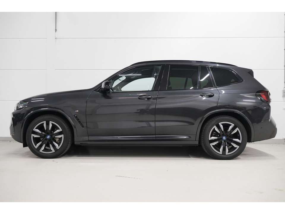 BMW iX3 - Imagem 5