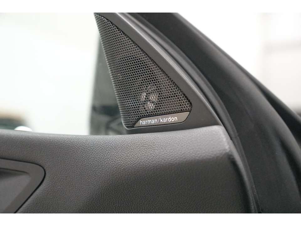 BMW 218 - Imagem 13