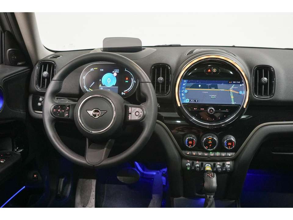 MINI Cooper SE Countryman - Imagem 10