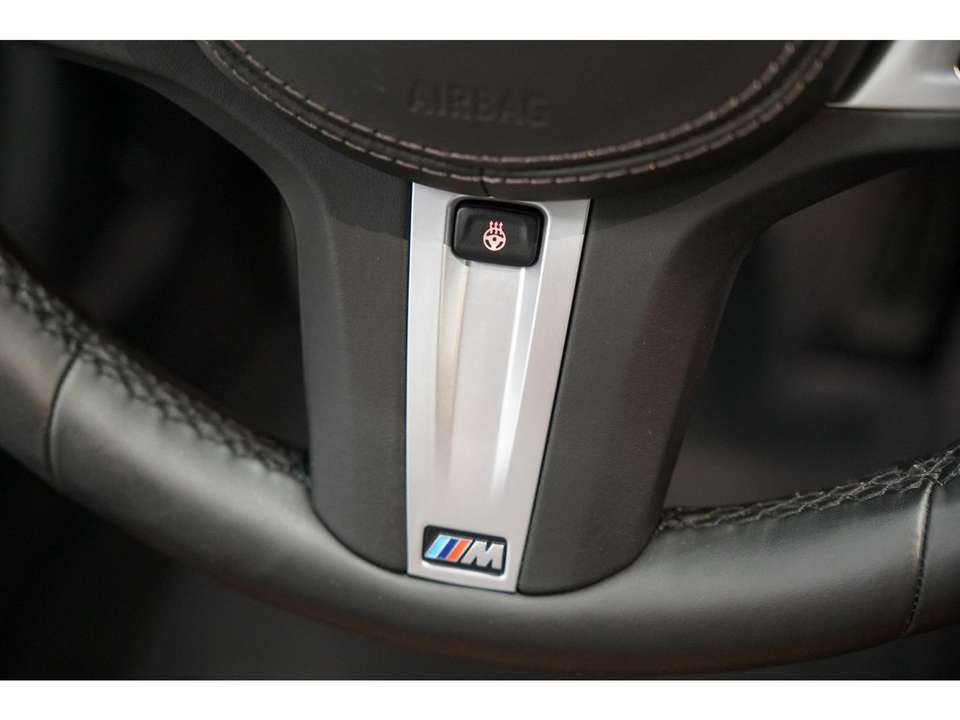BMW M850 - Imagem 11