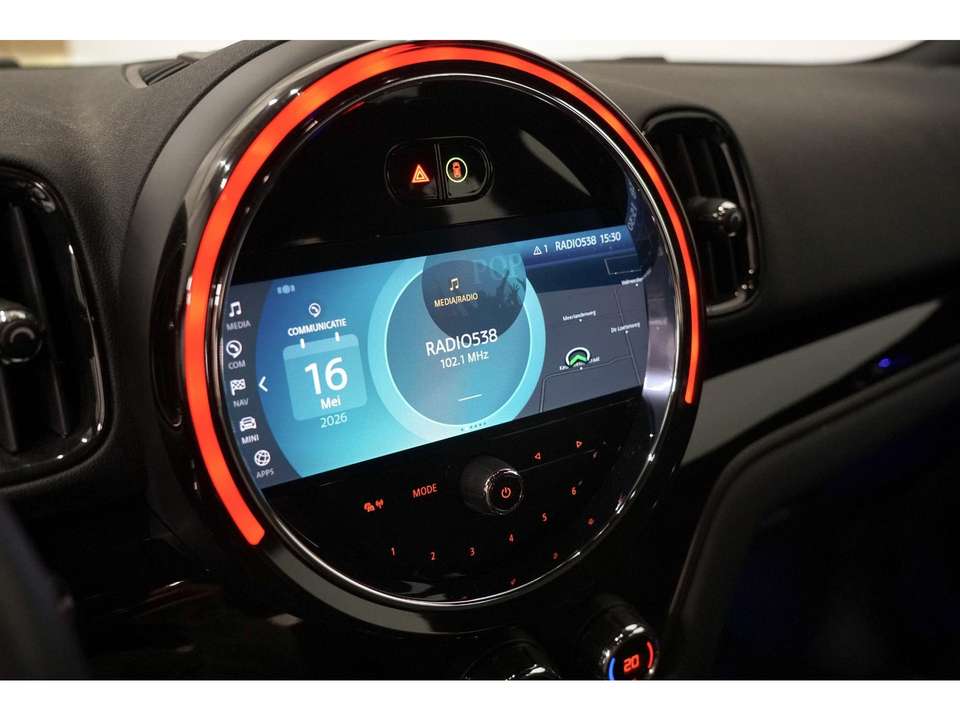 MINI Cooper SE Countryman - Imagem 16