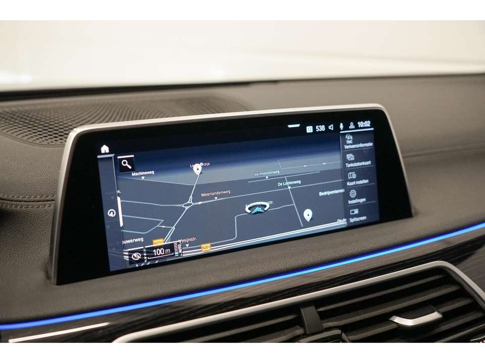 BMW 745 - Imagem 18