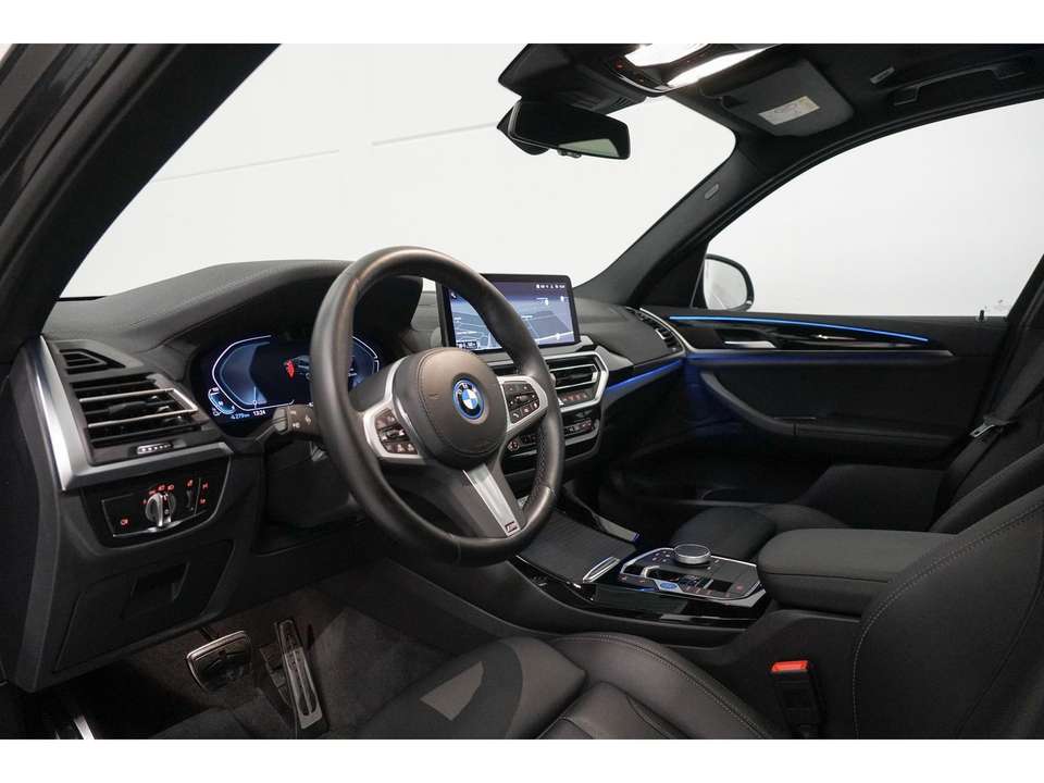 BMW iX3 - Imagem 9