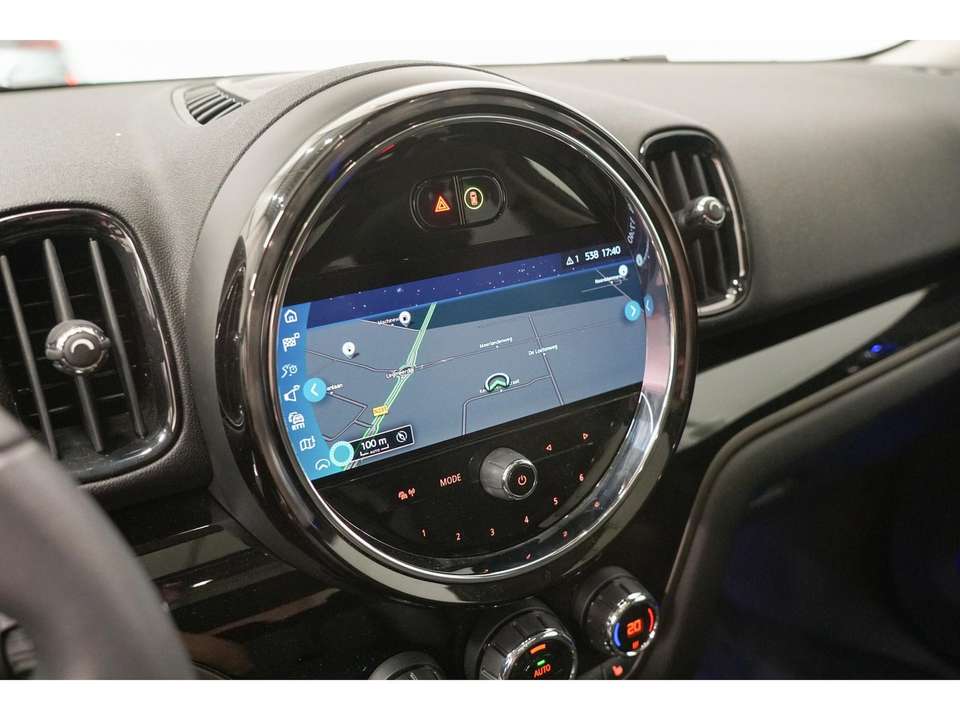 MINI Cooper SE Countryman - Imagem 14