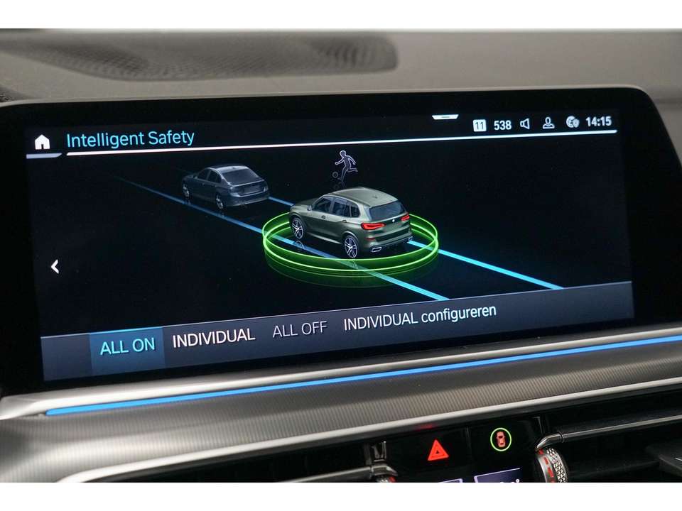 BMW X5 - Imagem 18