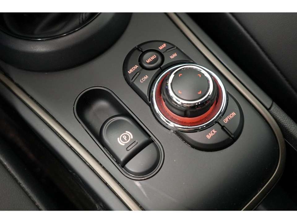 MINI Cooper SE Countryman - Imagem 19