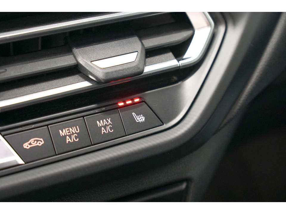 BMW 218 - Imagem 18