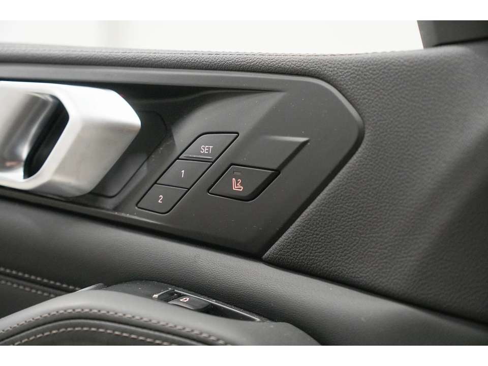 BMW X5 - Imagem 18
