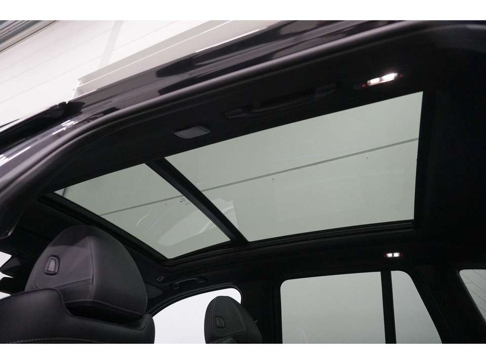 BMW iX3 - Imagem 12