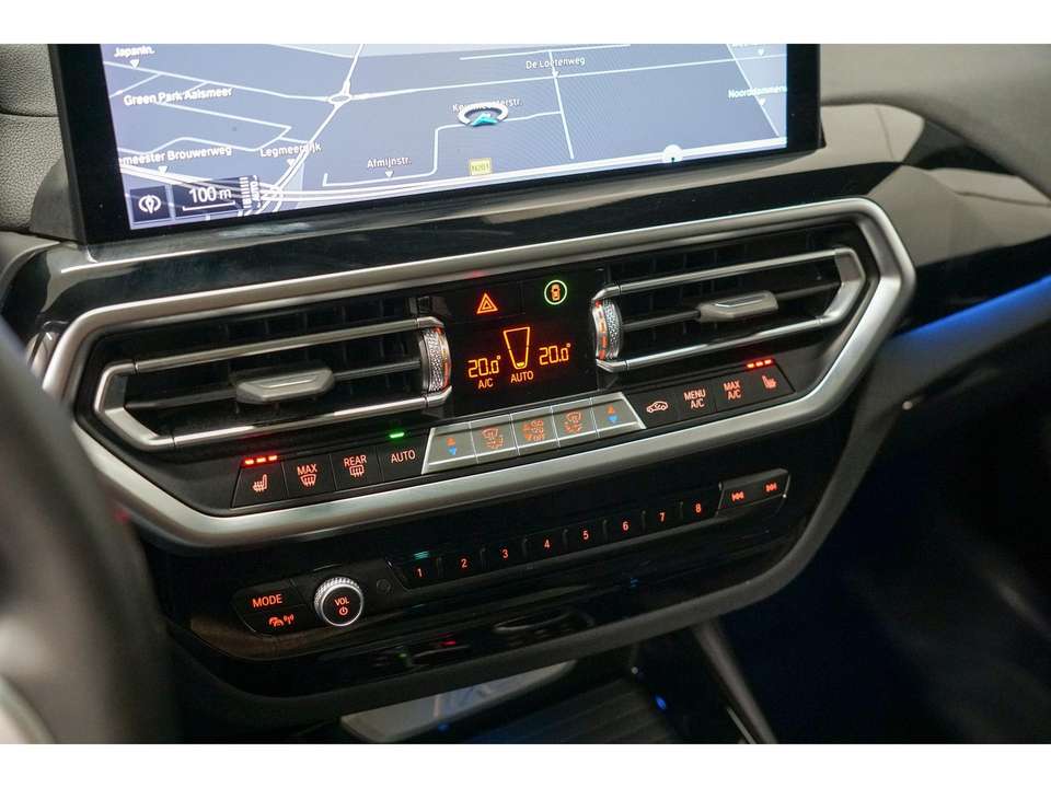 BMW iX3 - Imagem 18