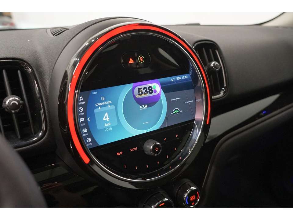 MINI Cooper SE Countryman - Imagem 17