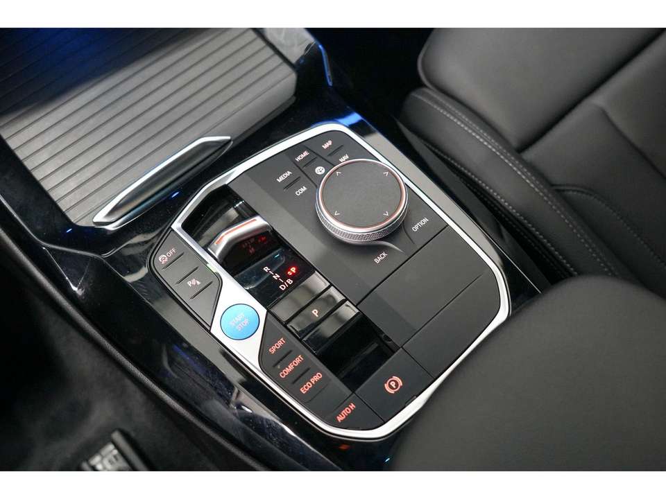 BMW iX3 - Imagem 20