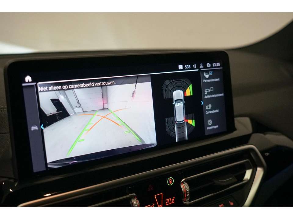 BMW iX3 - Imagem 16