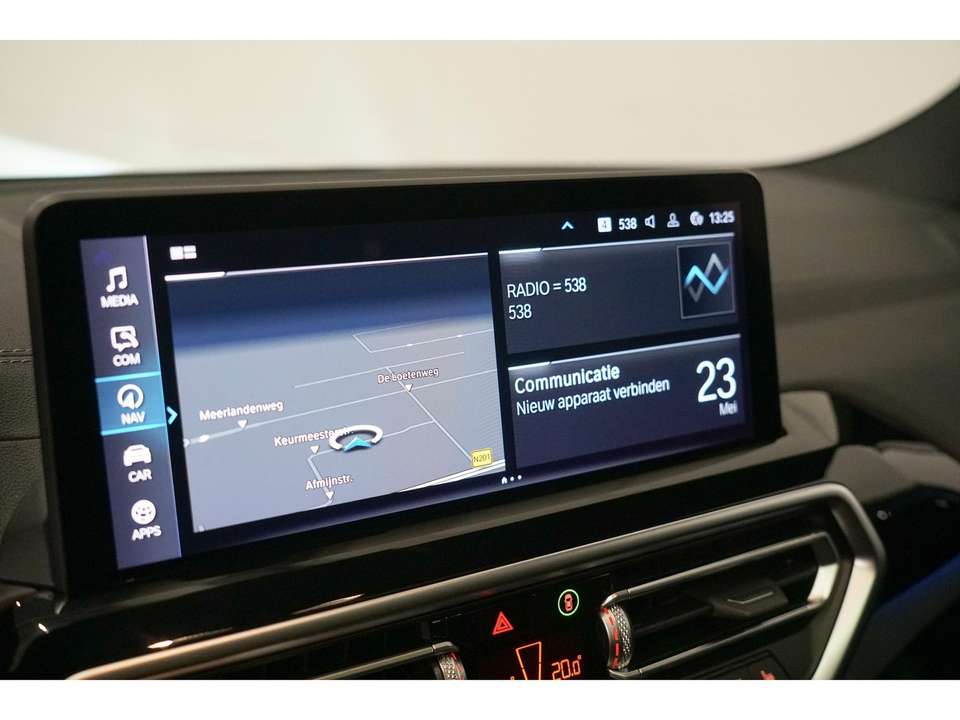 BMW iX3 - Imagem 17