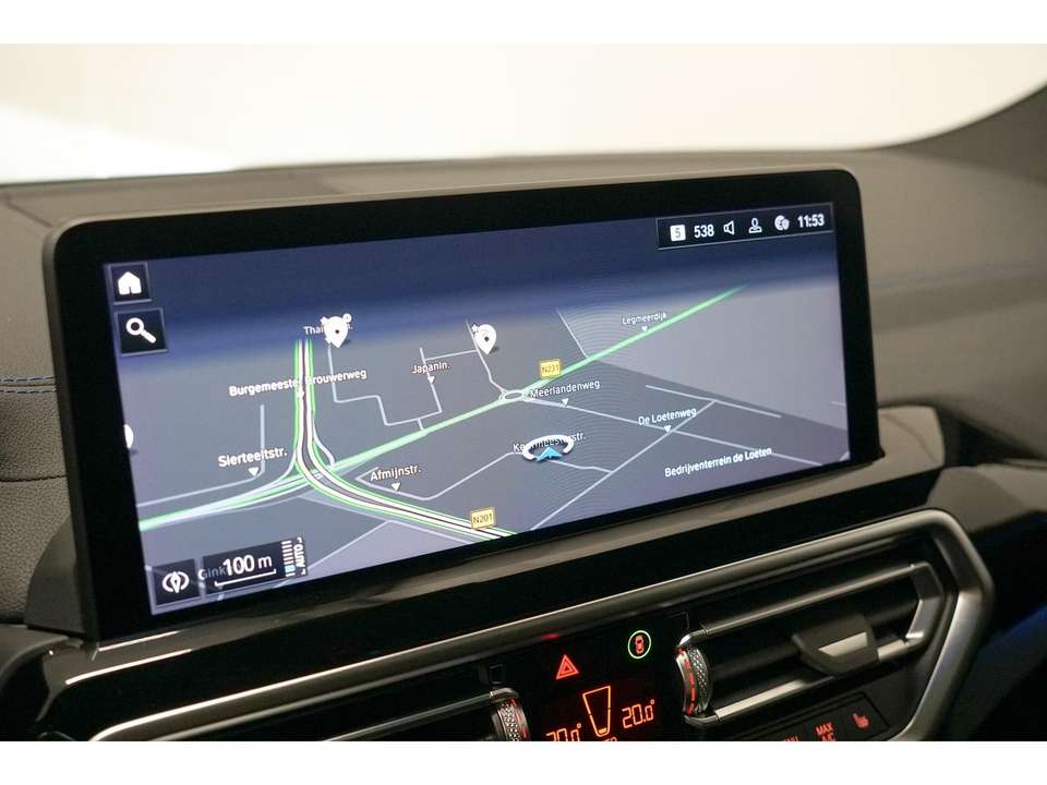 BMW iX3 - Imagem 15