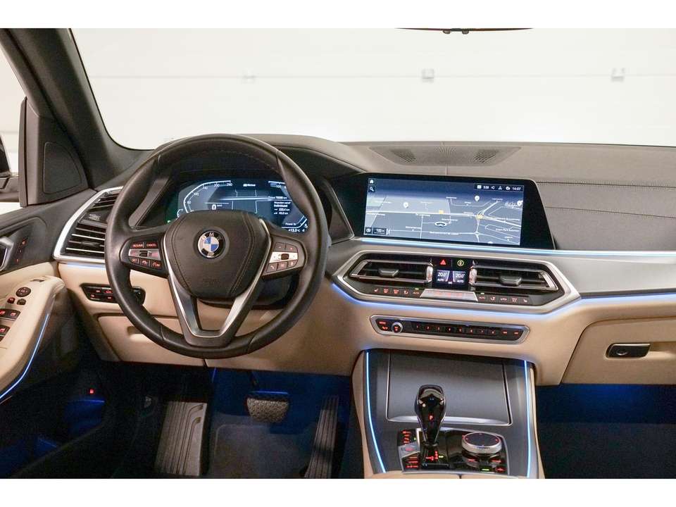 BMW X5 - Imagem 10