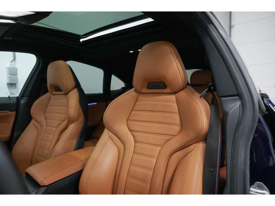 BMW i4 - Imagem 13