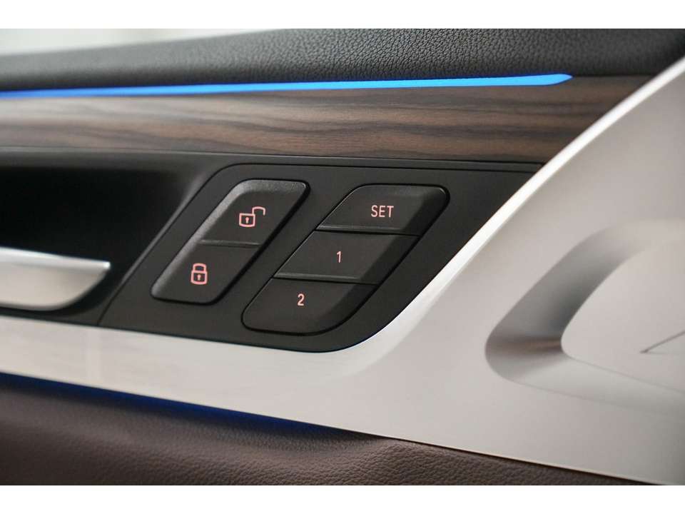 BMW iX3 - Imagem 14