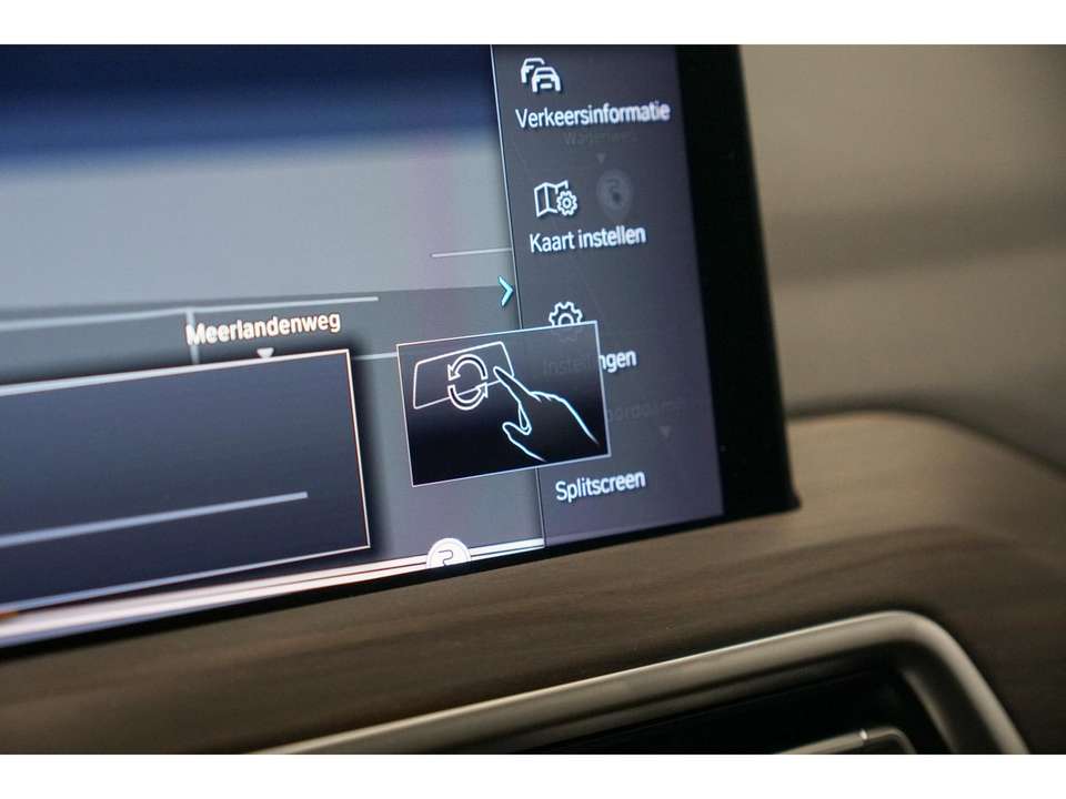 BMW iX3 - Imagem 16