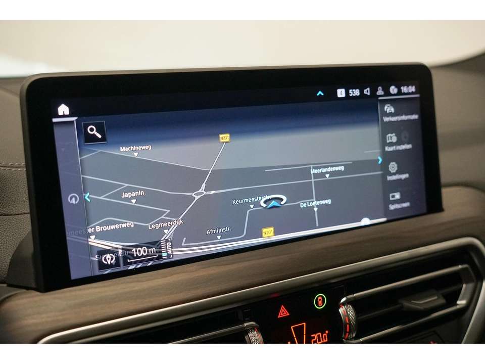 BMW iX3 - Imagem 17