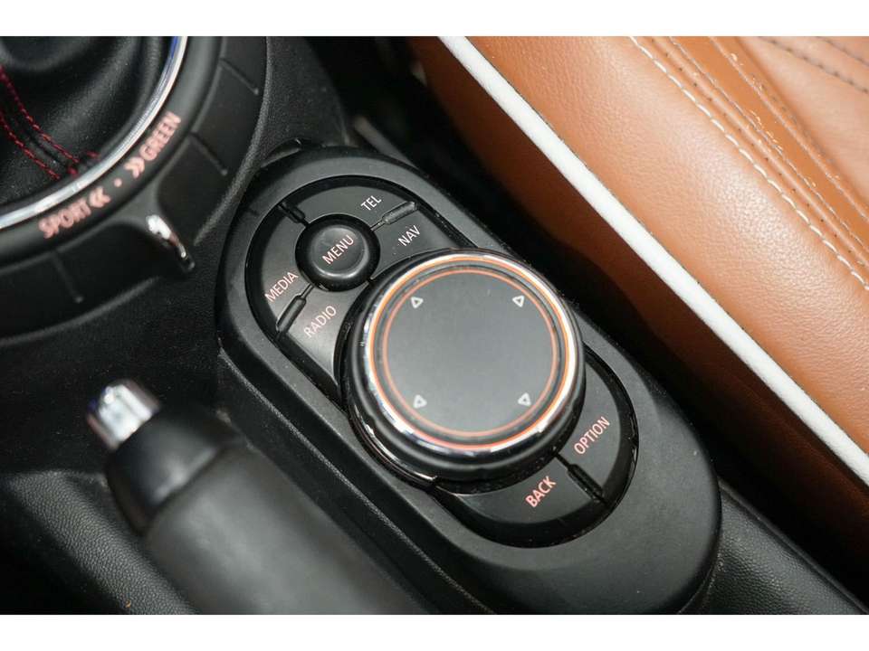 MINI Cooper S Cabrio - Imagem 17
