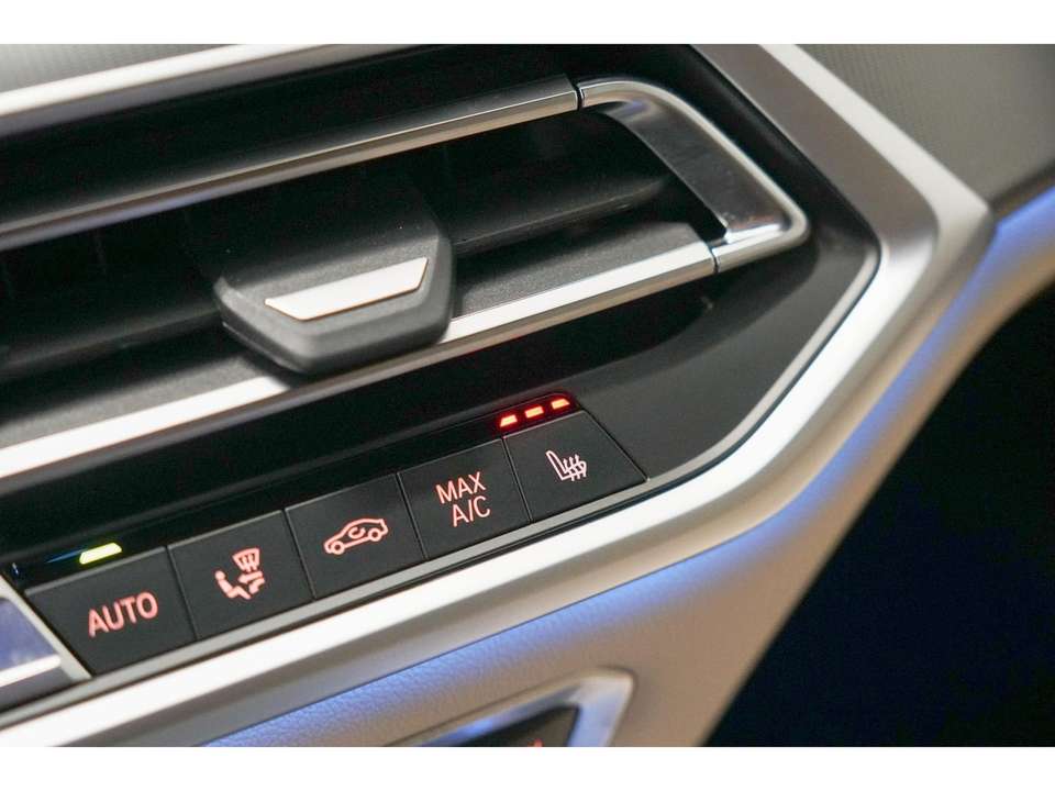 BMW X5 - Imagem 18