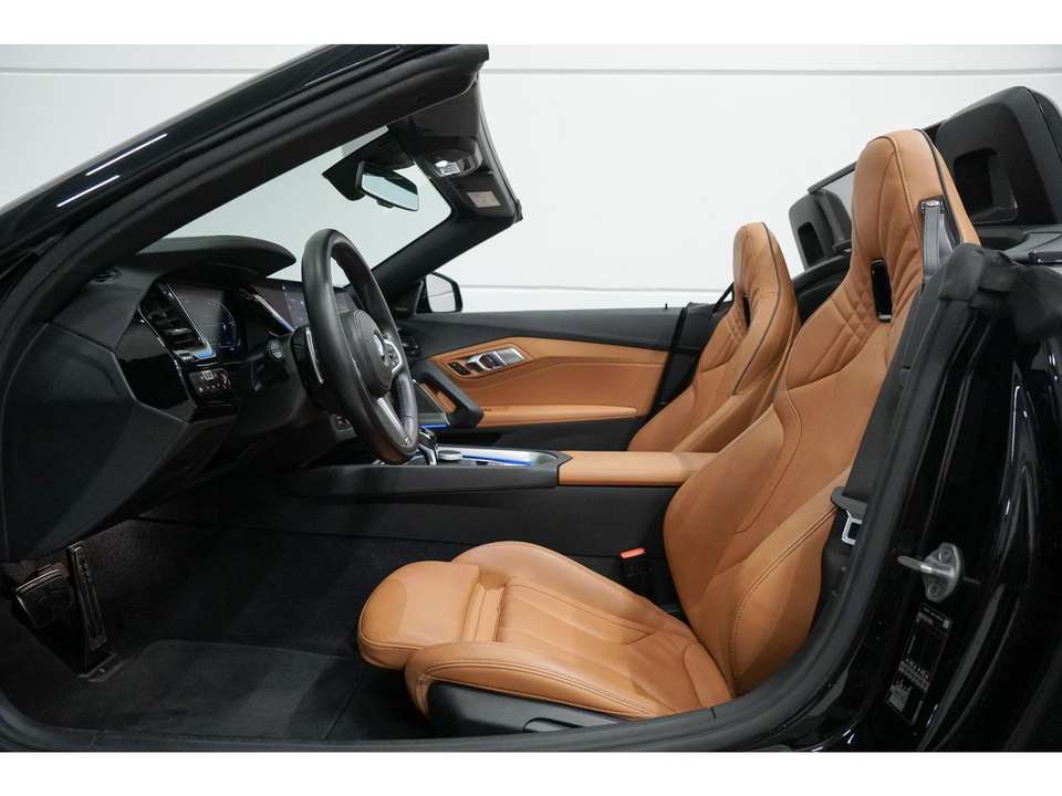 BMW Z4 - Imagem 18