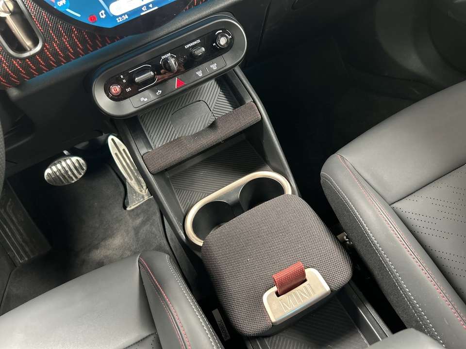 MINI John Cooper Works Countryman - Imagem 12