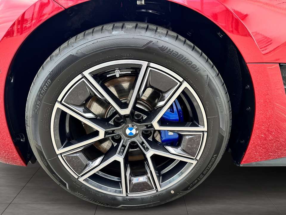 BMW i4 - Imagem 6
