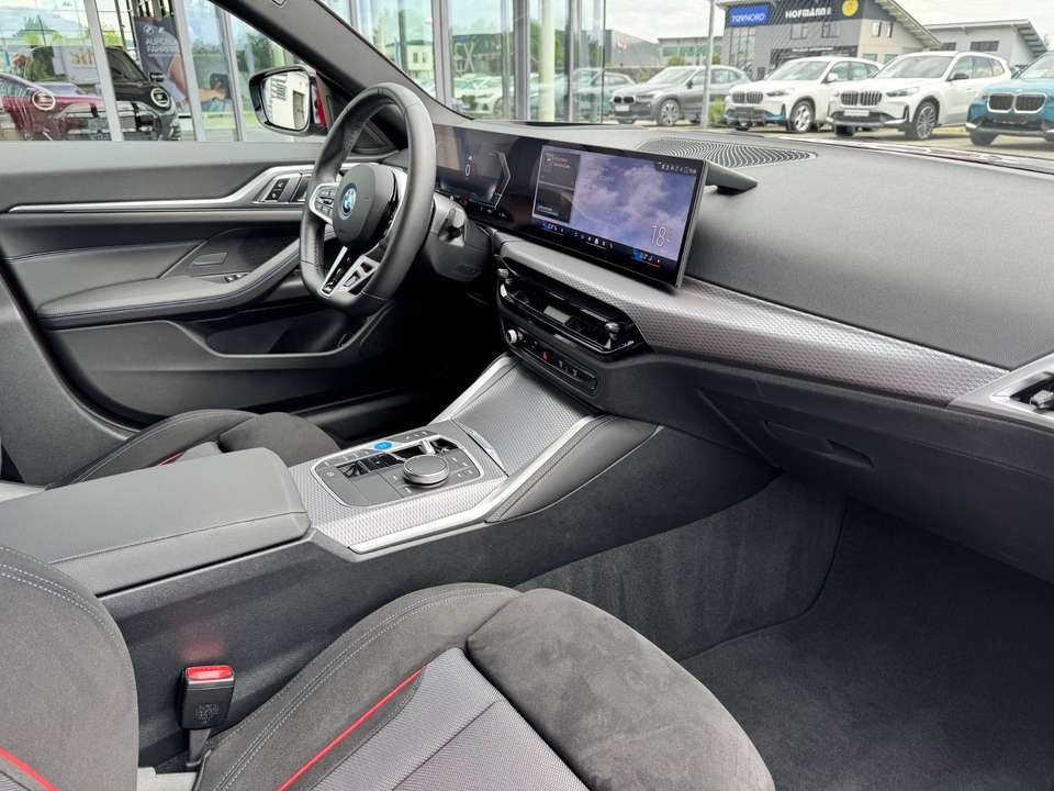 BMW i4 - Imagem 8