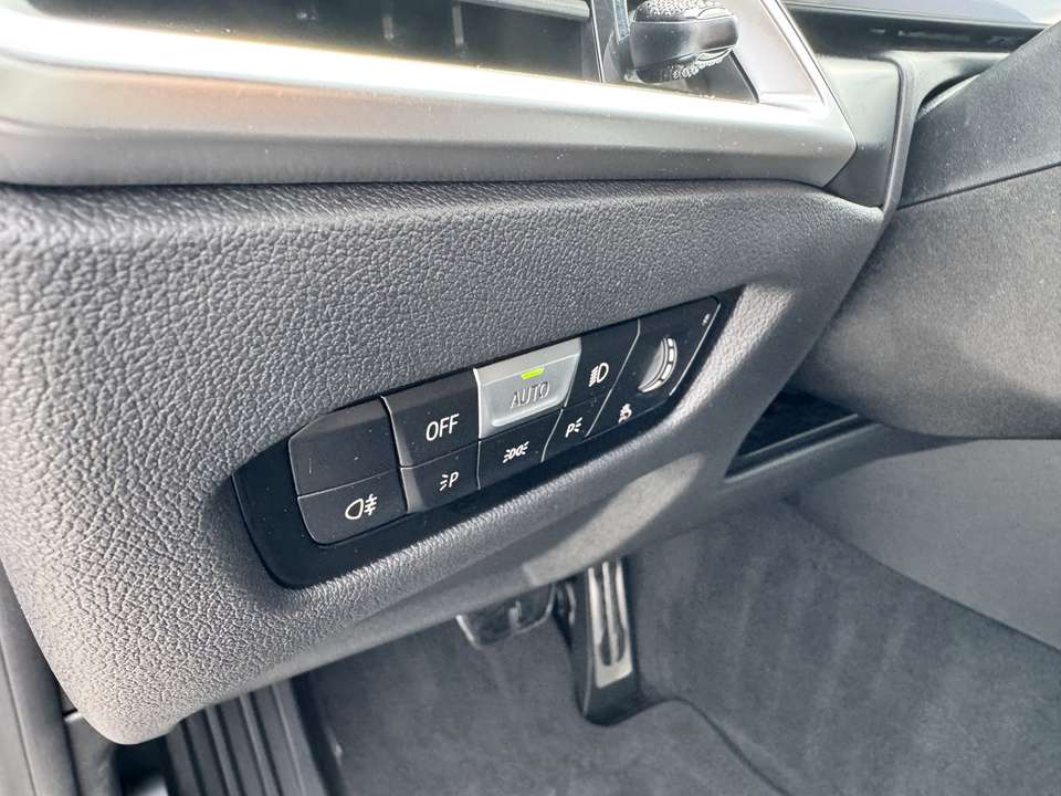 BMW i4 - Imagem 12