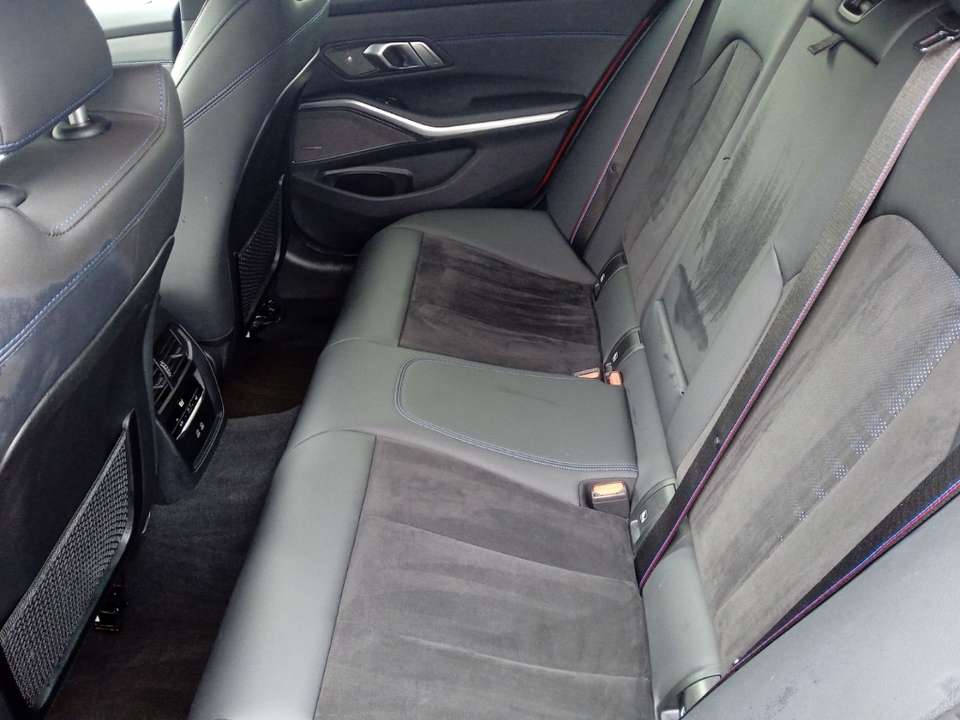BMW 320 - Imagem 12