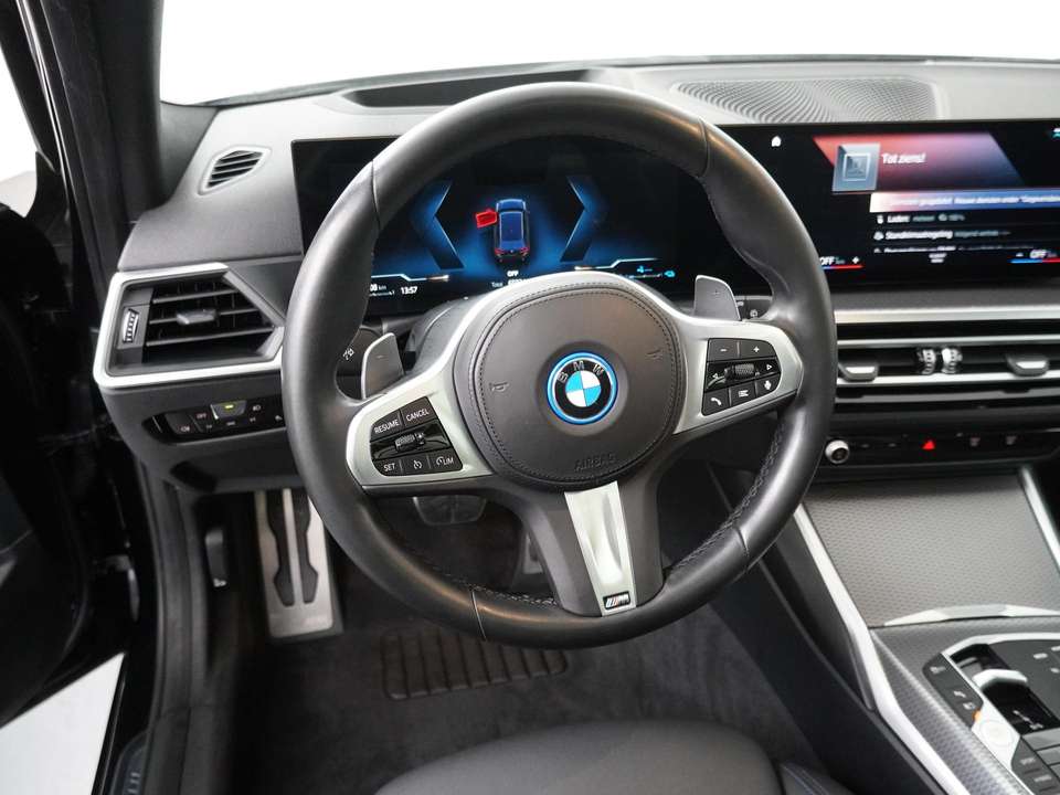 BMW 330 - Imagem 2