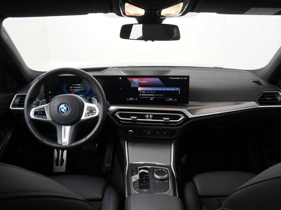BMW 330 - Imagem 5