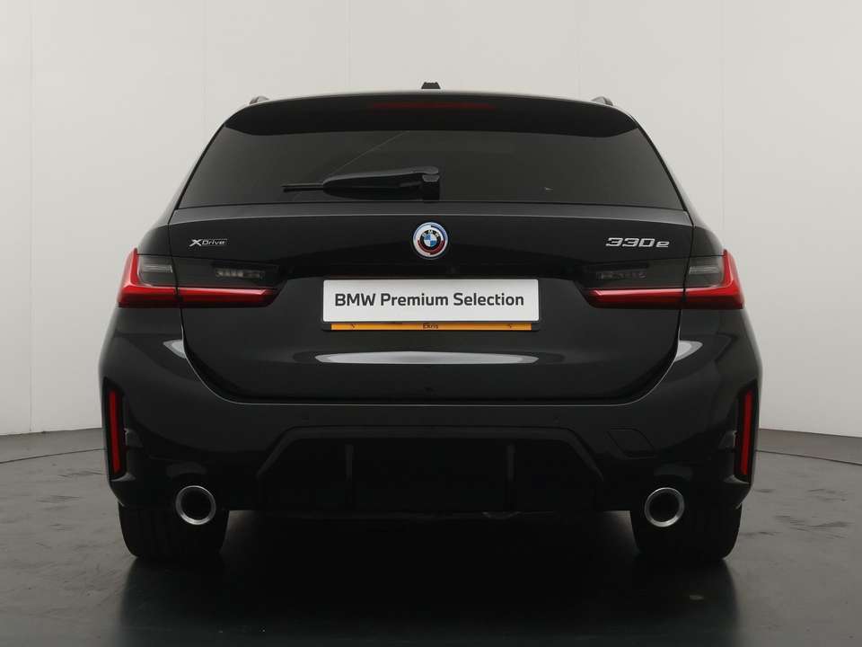 BMW 330 - Imagem 10