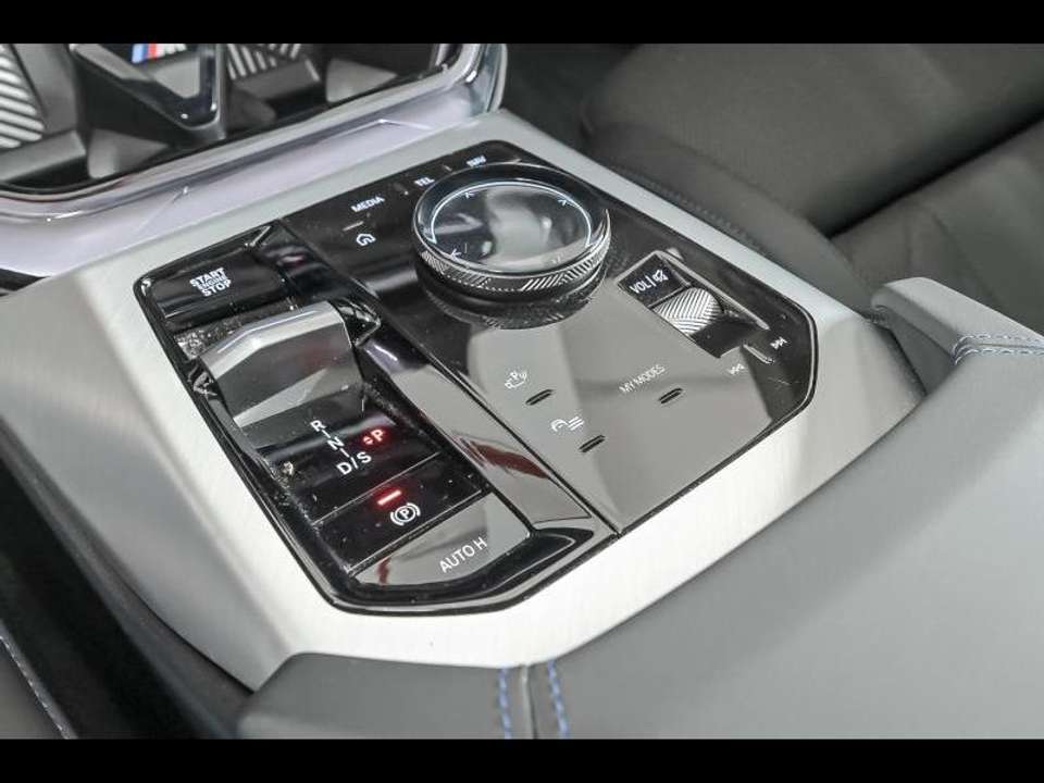 BMW X3 - Imagem 11