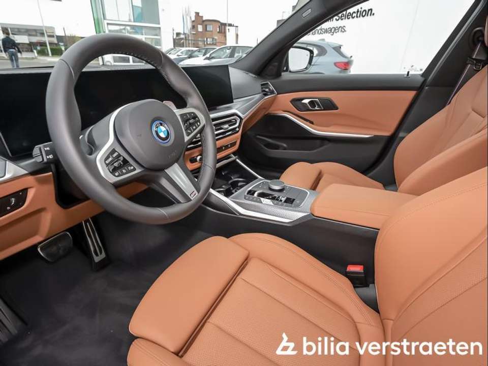 BMW 330 - Imagem 6