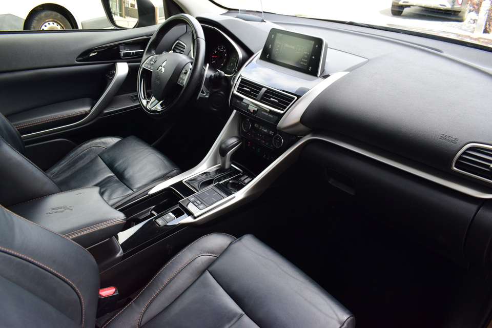 Mitsubishi Eclipse Cross - Imagem 14