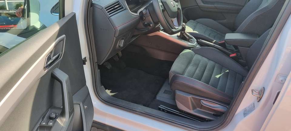 SEAT Arona - Imagem 5